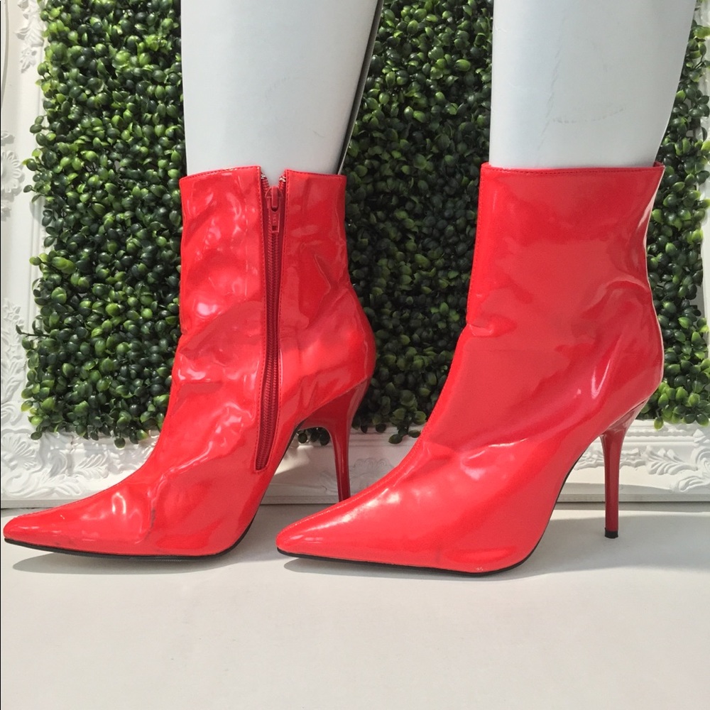 Red Glossy Boots